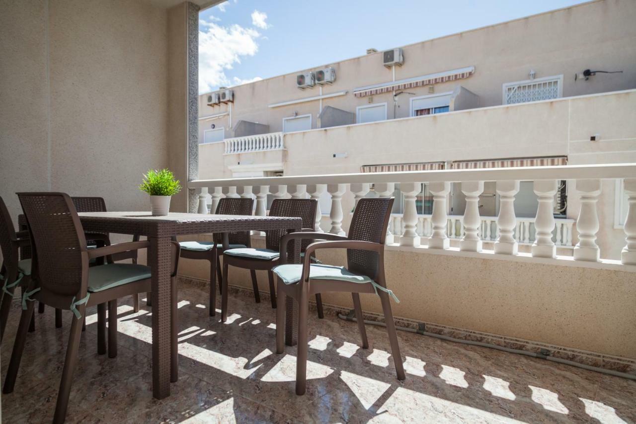 Apartment Solmar Torrevieja Bagian luar foto